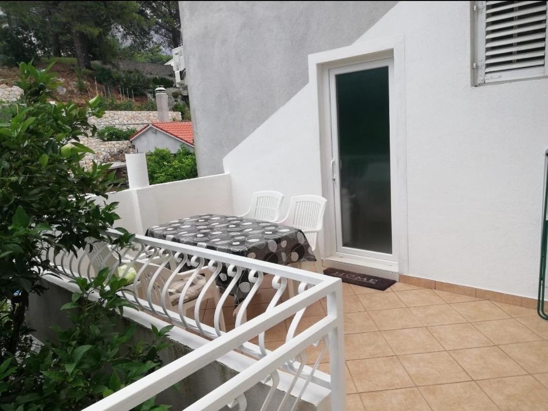 Apartman Neven Podgora Exteriér fotografie