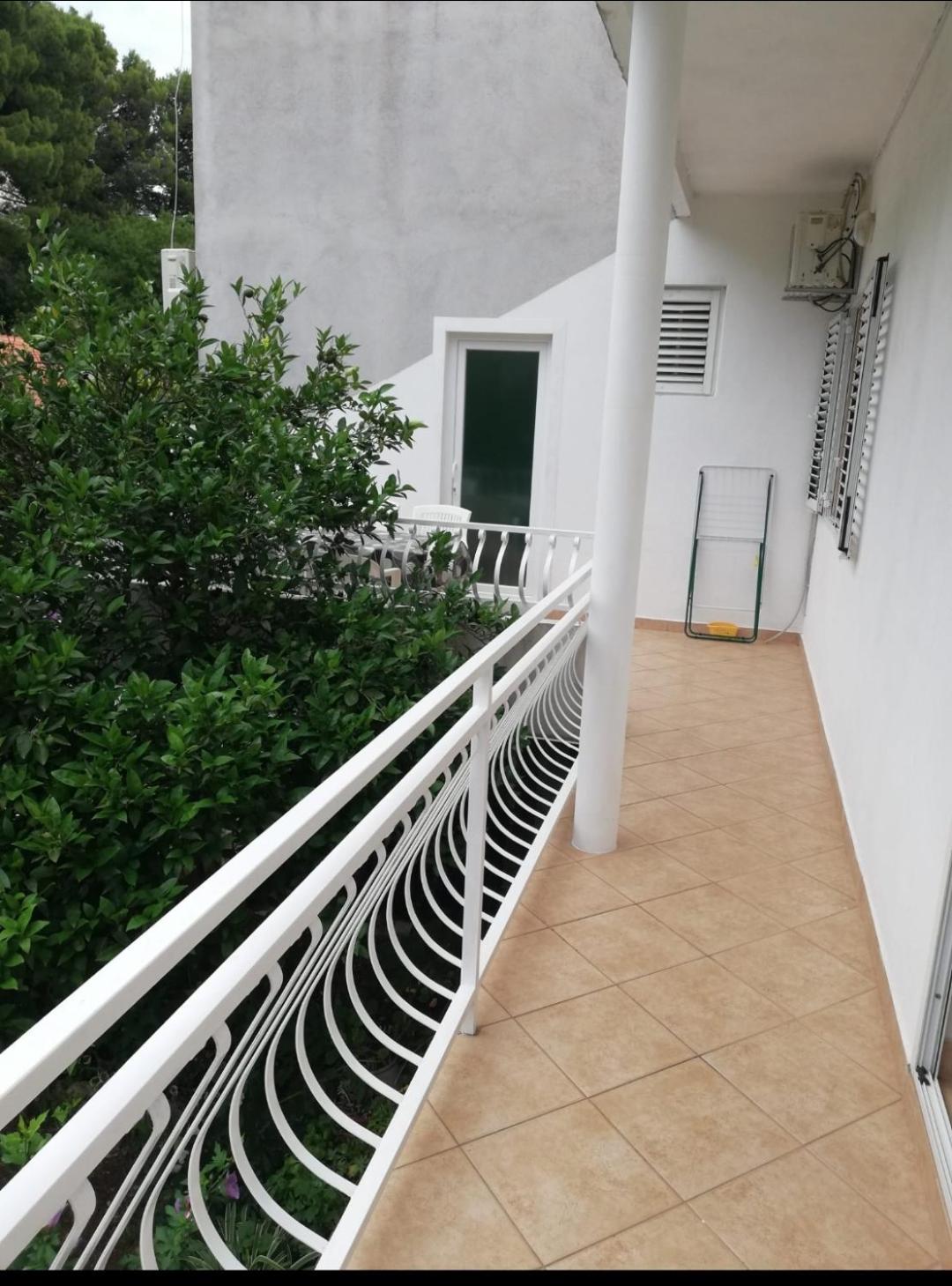 Apartman Neven Podgora Exteriér fotografie